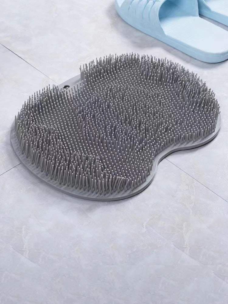 Bathroom Shower Back Scrubber 🚿✨ Circular Mat with Suction Cups