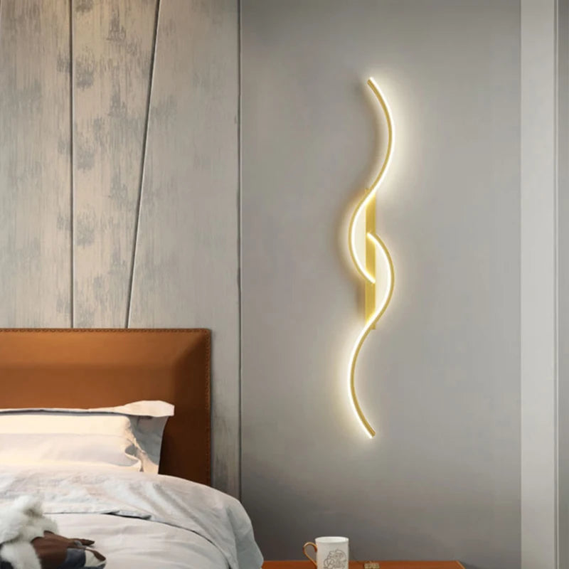 Modern LED Wall Sconce 💡 Sleek Black/Gold Wall Light